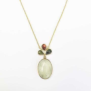 Fio de ouro 19.2q com três pêros de turmalinas e fluorite debruada a ouro.