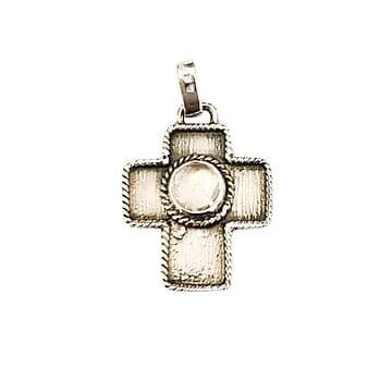 CRUZ DE PRATA 925, COM 2,5CM DE COMPRIMENTO, CORDA À VOLTA E CRISTAL ROCHA